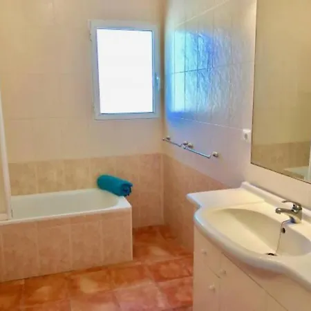 Villa Stunning Detached With Private Pool
